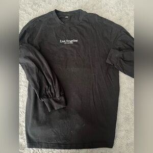 New black shirt no use 👚 for men/women size L